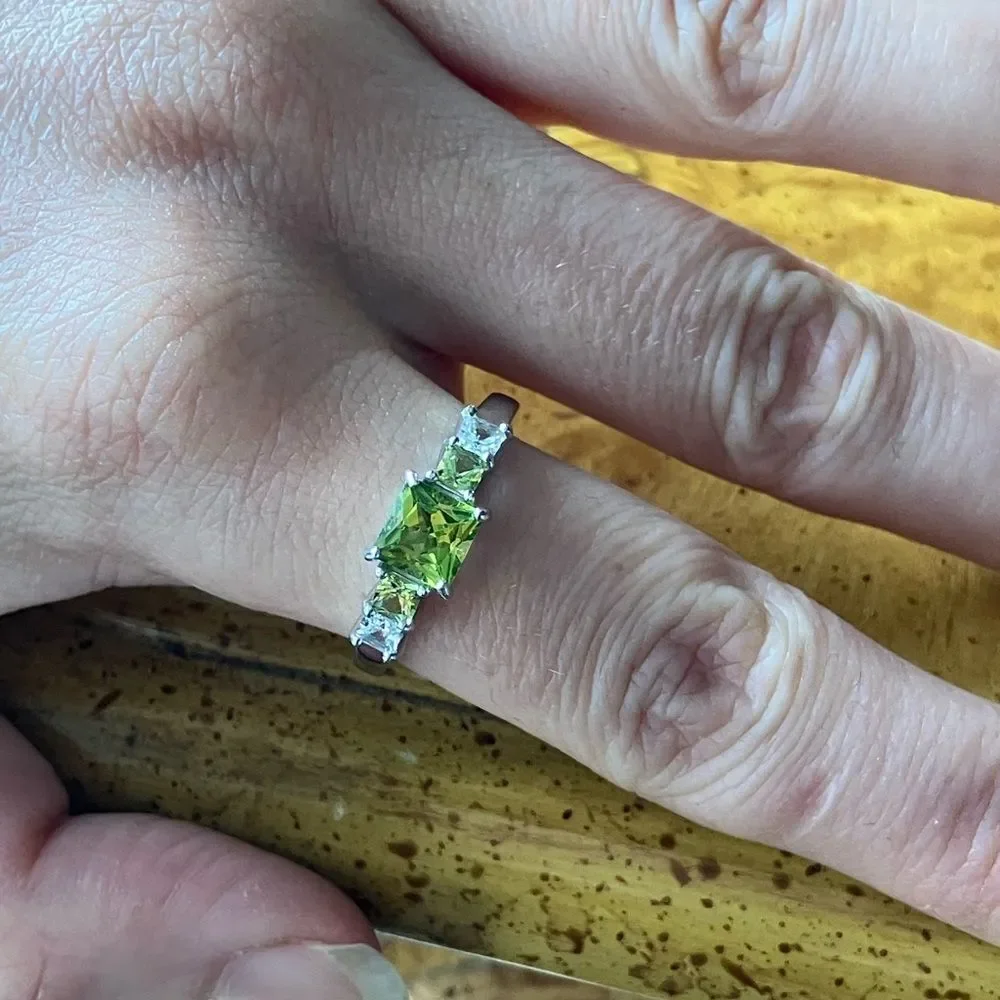 Natural Peridot Sterling Silver Ring Size 10